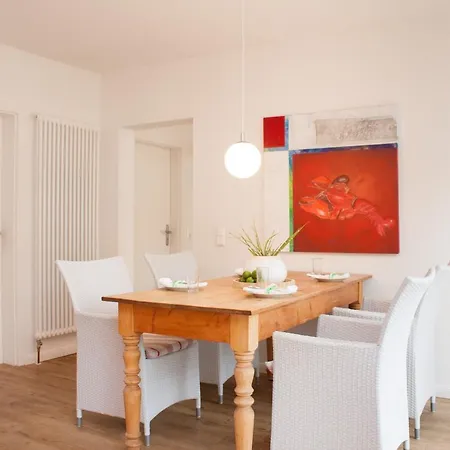 Noor Mitten In Der Eckernfoerder Altstadt *