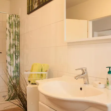 Noor Mitten In Der Eckernfoerder Altstadt Eckernförde