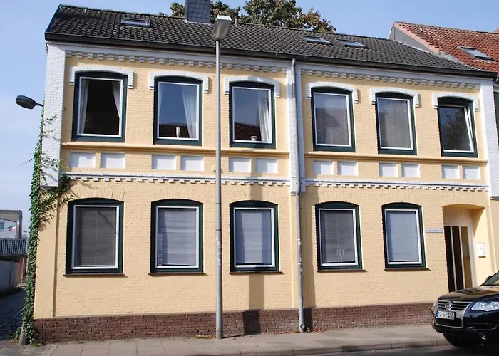 Apartment Noor Mitten In Der Eckernfoerder Altstadt *